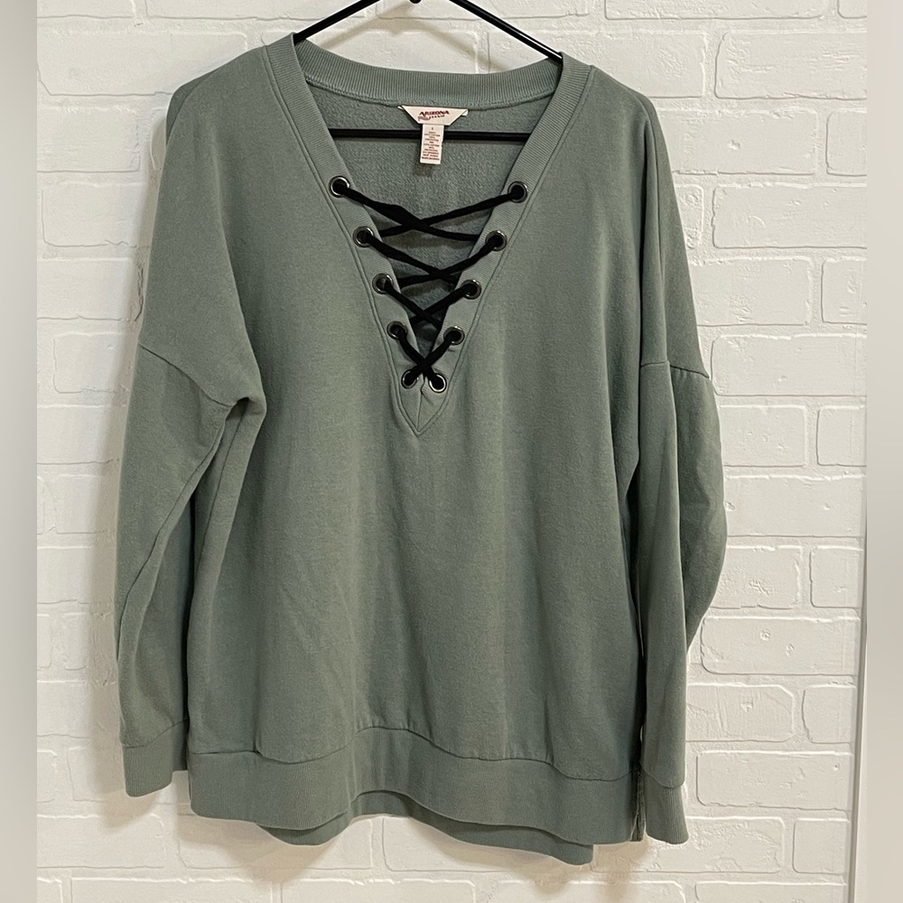 Women’s size large Arizon jeans green sweatshirt
